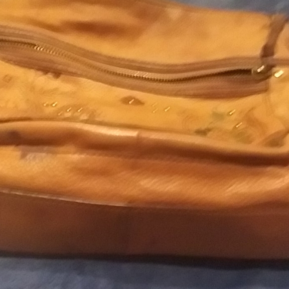 Purse - Picture 3 of 8